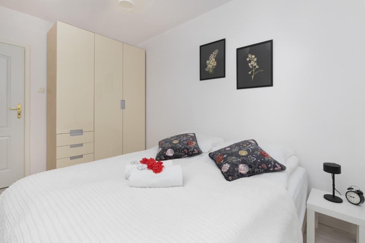 Warsaw Ursynow Modern Apartment By Noclegi Renters Eksteriør billede